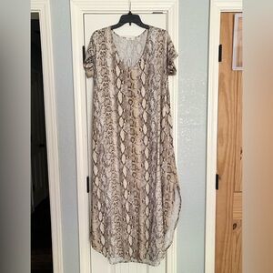 Entro Snakeskin Shirt Dress Beige Brown No Size Tag PTP 25”